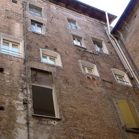 Badia Apartment *